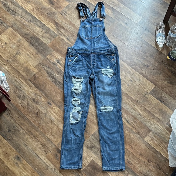 American Eagle Outfitters Women's Distressed Blue Denim Overalls - Picture 1 of 4